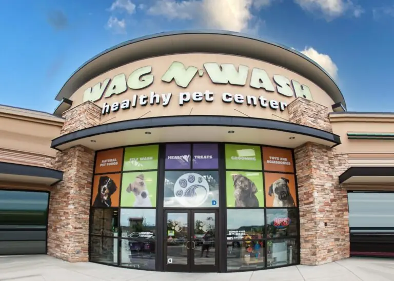 Wag N' Wash Exterior